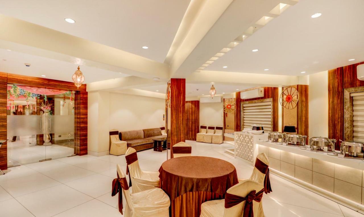 Treebo Radhe Palace โกลกาตา ภายนอก รูปภาพ